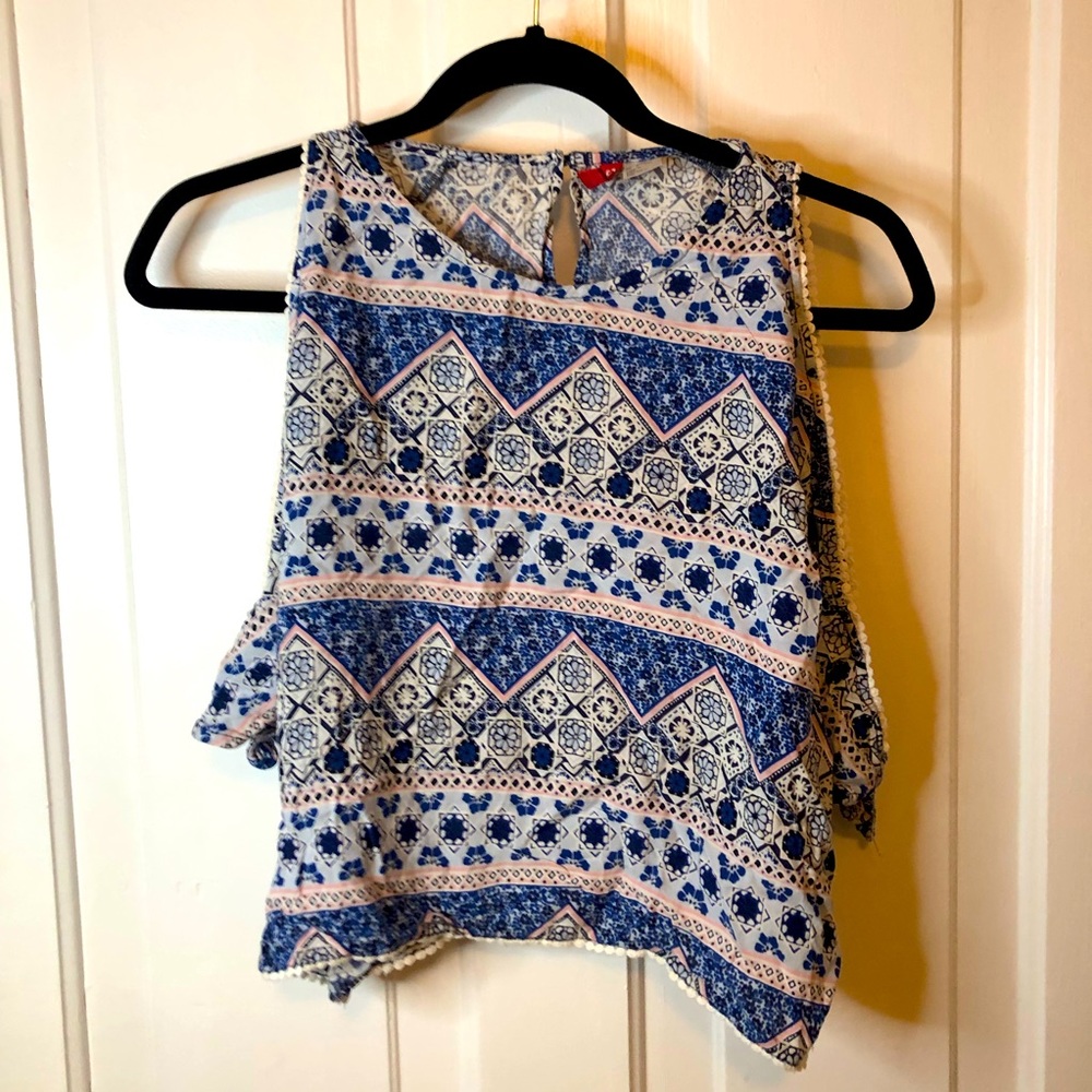 NWOT Divided Cold-Shoulder Top